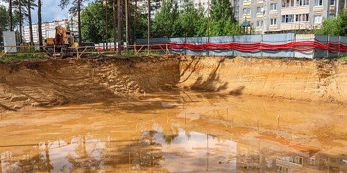 Работы по разработке котлована 6 корпуса – 2 очередь
