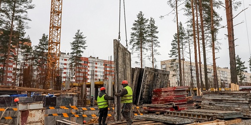 Выполнение такелажных работ, вид на выполненные работы 1 корпуса - 1 очередь