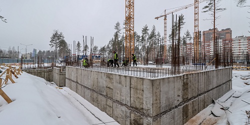 Выполнение работ по устройству опалубки плиты перекрытия 4 корпуса - 1 очередь